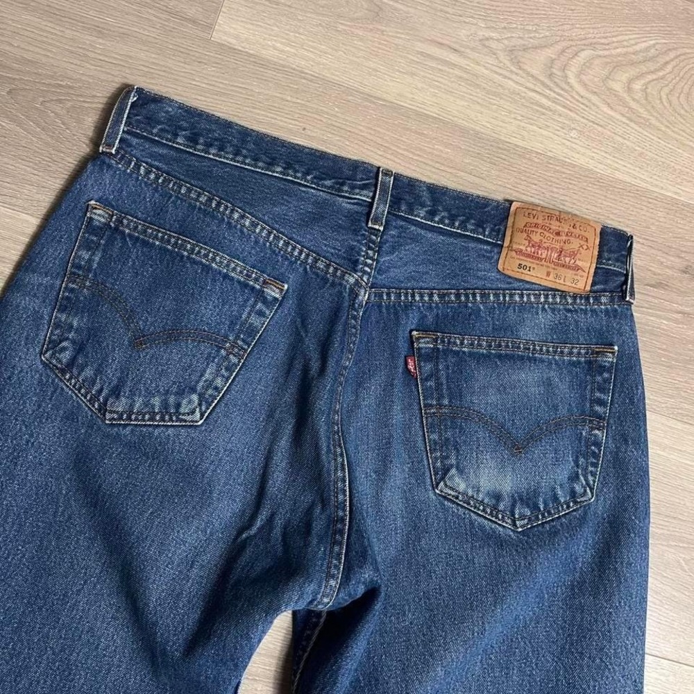 Vintage‎ 2000 Levi's 501 Faded Blue Denim Mid Wash Jeans